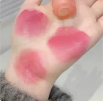 GEGE BEAR - Lip Gloss hidratante con color - Imagen 3
