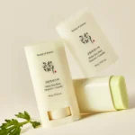 BEAUTY OF JOSEON - Mate Sun Stick Mugwort + Camelia SPF 50+ - Imagen 2